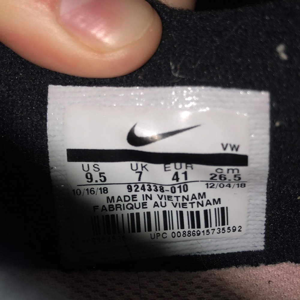 Nike training shoes! - Picture 3 of 4
